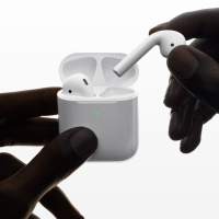 Apple 苹果AirPods2代配无线充电盒蓝牙耳机官方标配Apple支持iPad/iPhone通用新款二代