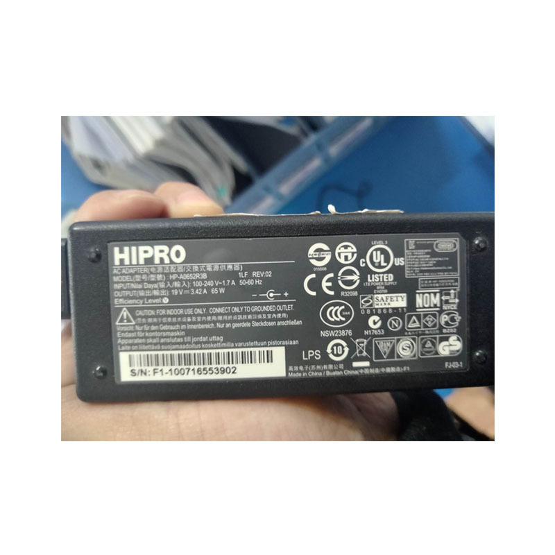 DTOTCHIPRO 19V3.42A 65W 电源适配器 充电器