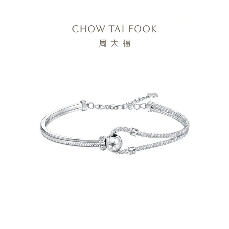 周大福ING KNOT诺系列大克重铂金手镯PT163647女友礼物
