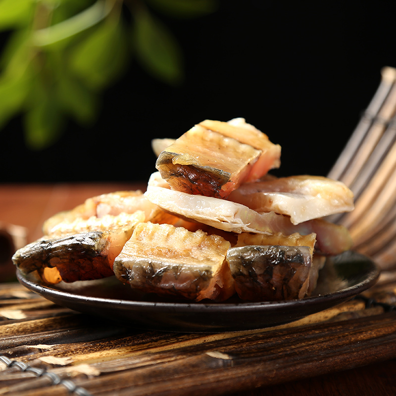 湖北特产农家自制干鱼腊鱼咸鱼风干鱼阳干鱼咸鱼块草鱼块500g腊鱼腊鱼