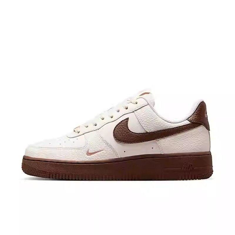 NIKE耐克休闲鞋AIR FORCE 1 07低帮女鞋板鞋运动鞋IM3378-122 C