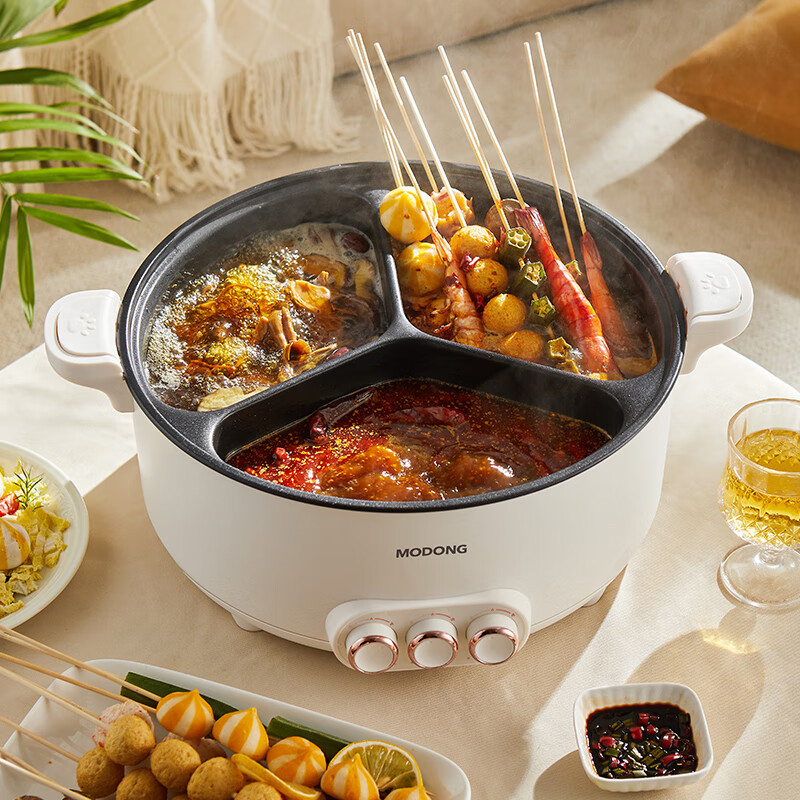 摩动电火锅8L鸳鸯火锅三旋钮单独运作分区独立控温满足不同需求MD-HGE09-T