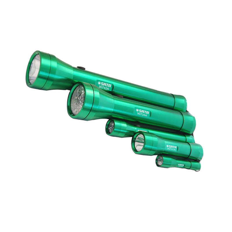 世达 铝合金远射手电筒3w 3节7号电池 绿色90741A