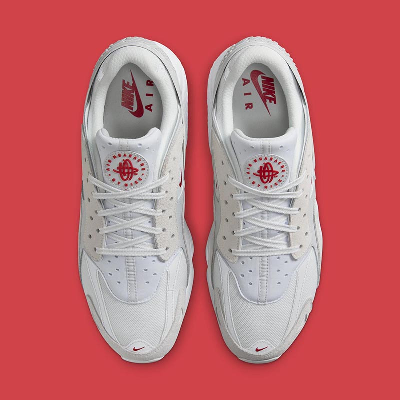 耐克男鞋新款HUARACHE RUNNER复古运动鞋老爹鞋跑步鞋DZ3306-102