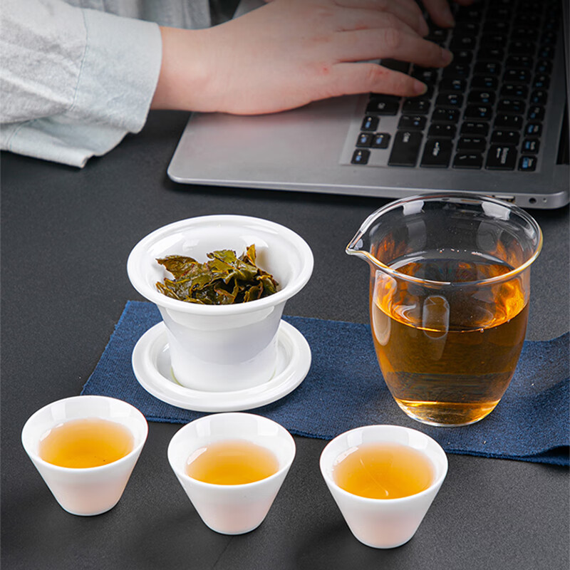 拓牌 5头羊脂玉瓷快客杯(红色包)eva便携包 茶具 TP020 jh高清大图