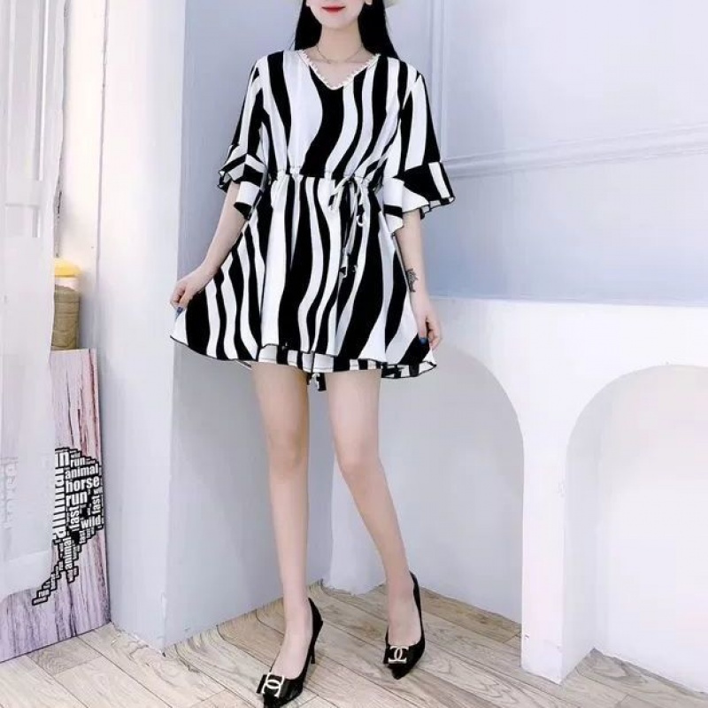 单件\套装时尚胖妹妹套装夏洋气连衣裙短裤气质洋气两件套