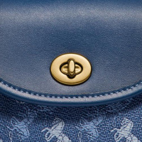 预定 COACH/蔻驰 马车印花 旋转扣手提单肩包3002