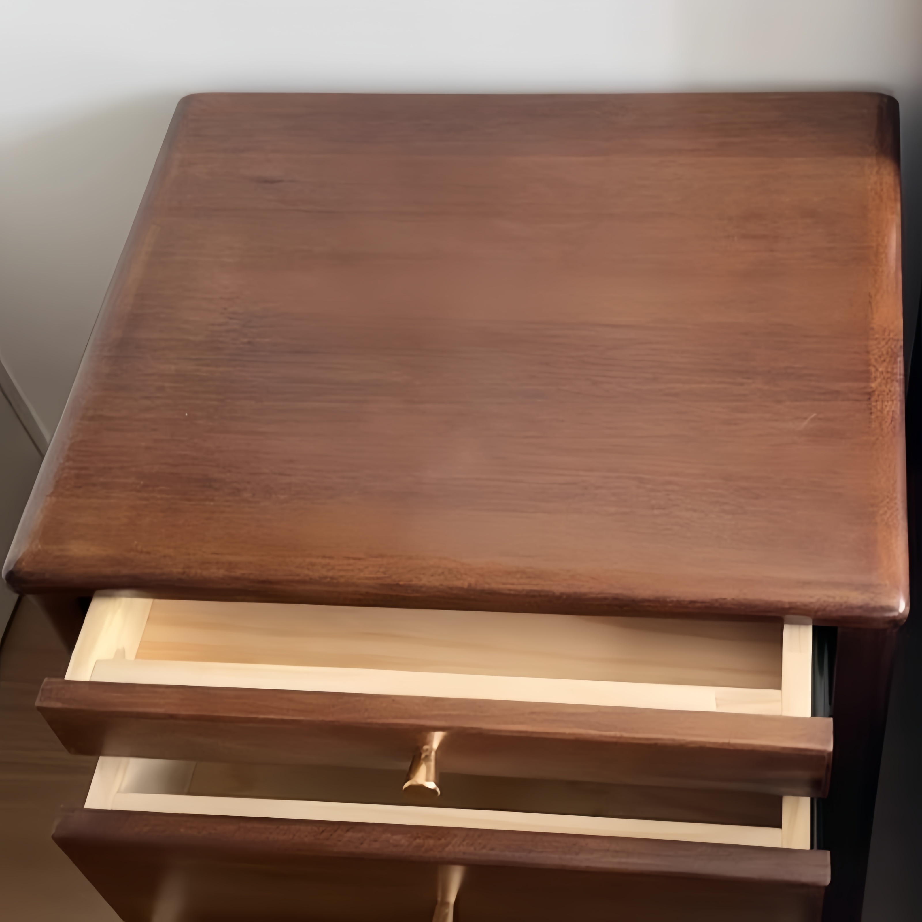 亿洛莱 双抽床头柜 50*40*49cm 个高清大图