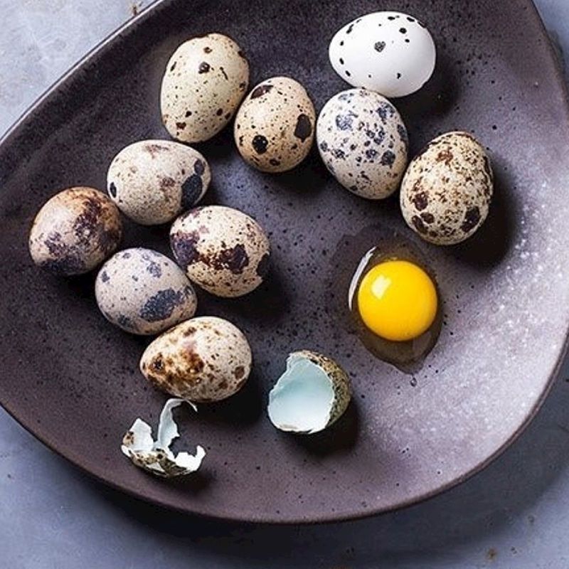 新鲜生鹌鹑蛋150枚散养新鲜鹌鹑蛋生鲜粮杂喂养生的鹌鹑蛋宝宝孕