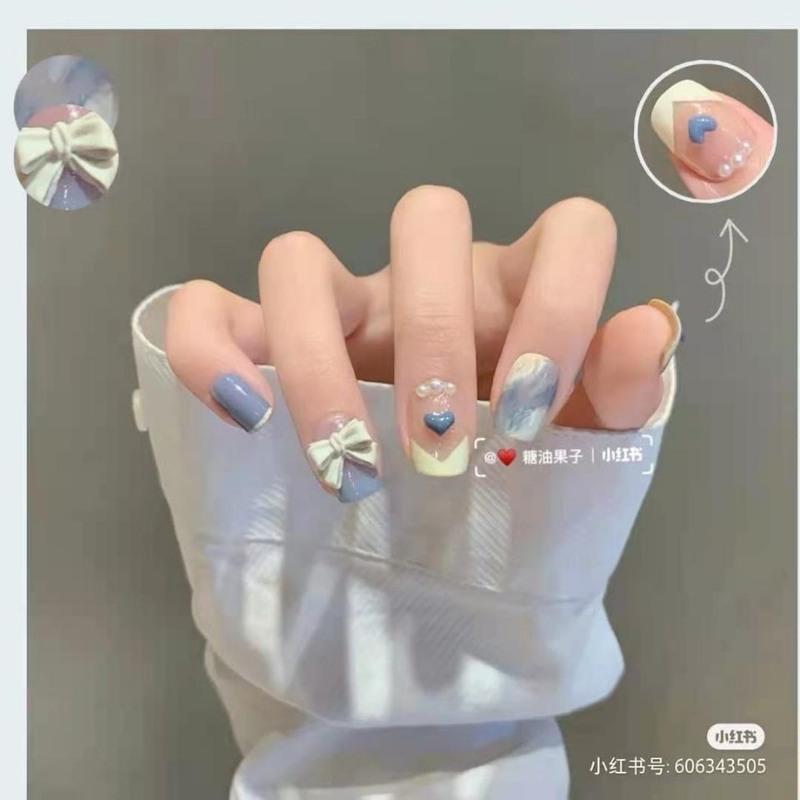 手工美甲冰蓝奶椰子爱心法式撞色晕染美甲穿戴甲 特小号 中长方