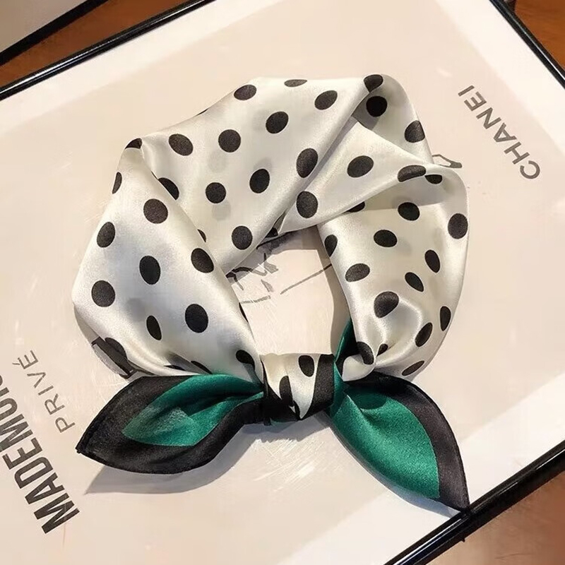 丝语棠 真丝方巾 流金岁月 (礼盒装(配手袋)高清大图