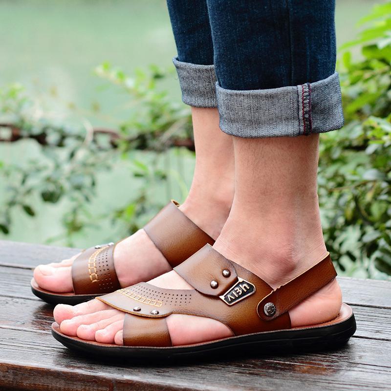 骆驼潮凉鞋男士2020新款夏季青年休闲室外穿防滑软底拖鞋男潮皮凉拖
