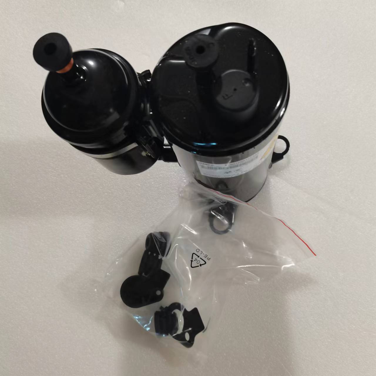 空调通用链接3 压缩机 蒸发器 接水盘 底座 冷凝器高清大图