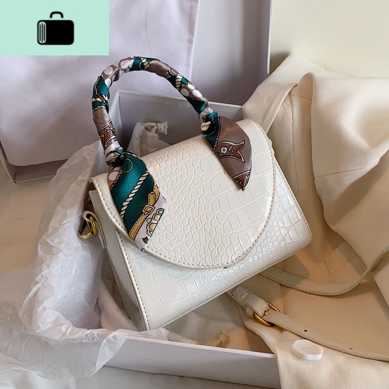 网红复古小包包女包2020流行新款潮时尚女士单肩手提包百搭斜挎包NEW LAKE女士单肩包图片