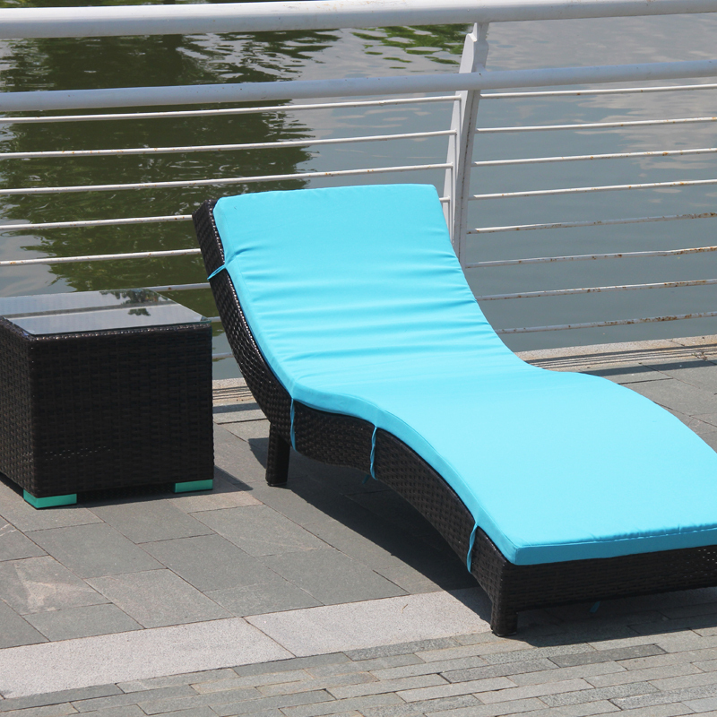 森美人户外躺床阳台休闲藤椅室外躺椅别墅游泳池折叠藤编沙滩椅防水防晒 一张躺床+一个坐垫