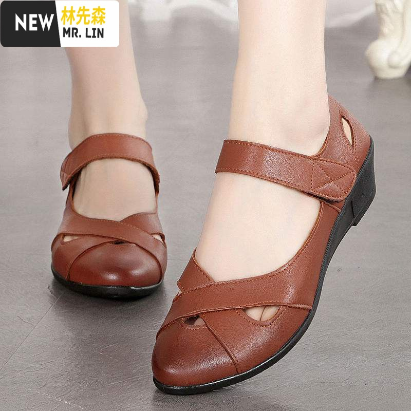 林先森中老年女凉鞋平底妈妈鞋老人夏季皮凉鞋中年女士平跟休闲妈妈