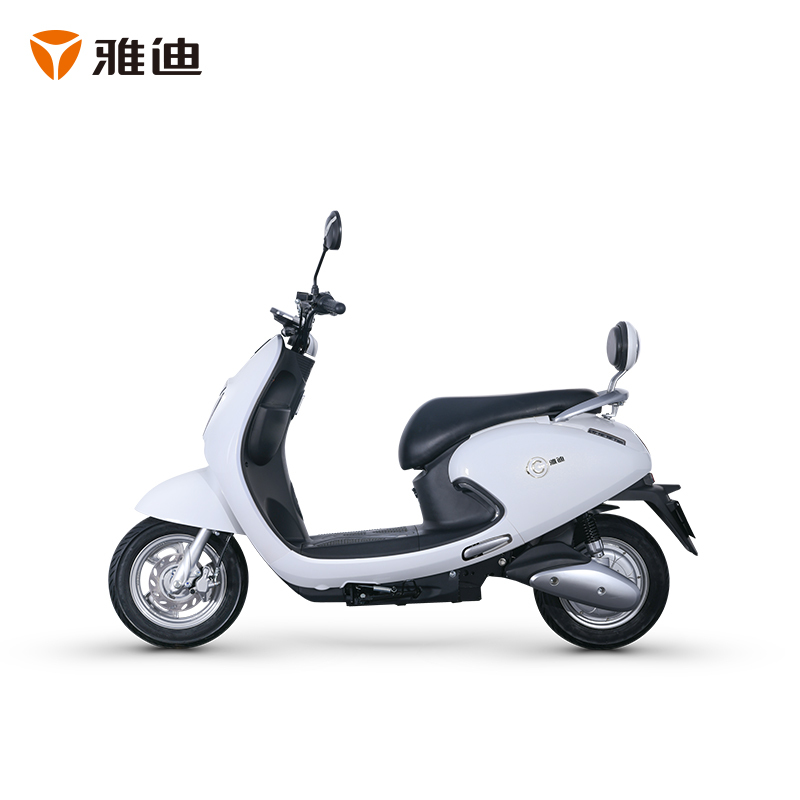 雅迪电动车新款m2 时尚小龟王 成人代步车 双人男女电动车