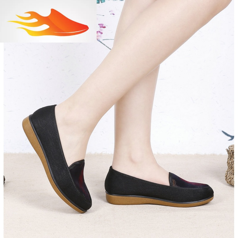 fishbasket春平底单鞋女鞋加肥加大码42特大号4043平跟41妈妈鞋