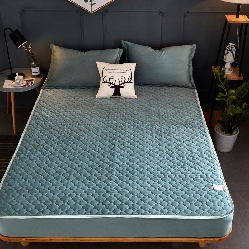 美帮汇床笠单件加厚夹棉1.8m床保护套 床罩床垫套 墨绿色 135x200cm