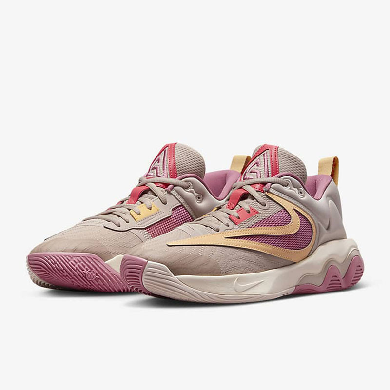 Nike Giannis Immortality 3 舒适百搭 耐磨 低帮 篮球鞋 男款 粉色 DZ7534-200