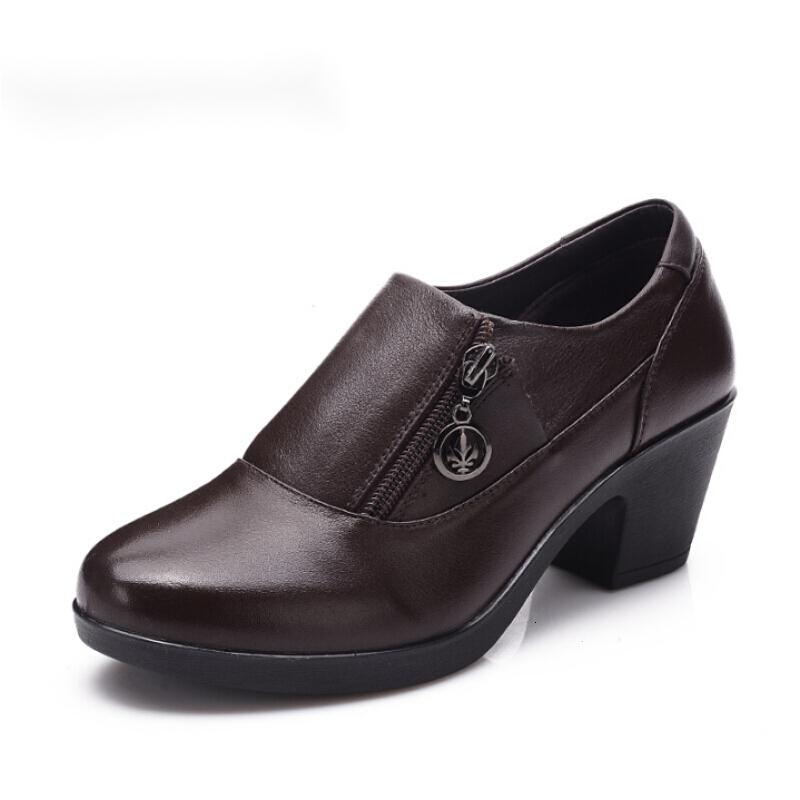 旺奈(wangnai)真皮妈妈皮鞋女中跟中年女鞋大码春秋款粗跟软底中老年