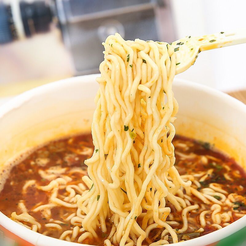康师傅香辣牛肉大食桶 12桶 整箱装