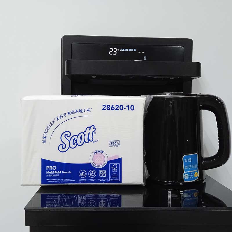 适高(Scott) 折叠式锁水擦手纸 250张/包 8包/袋 1袋装 强效吸水 Airflex锁水技术 28620-10高清大图