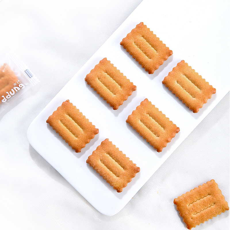 ddung冬己网红咸蛋黄味枕头饼100g*3袋红豆味日式小圆饼夹心饼干办公室休闲网红小零食
