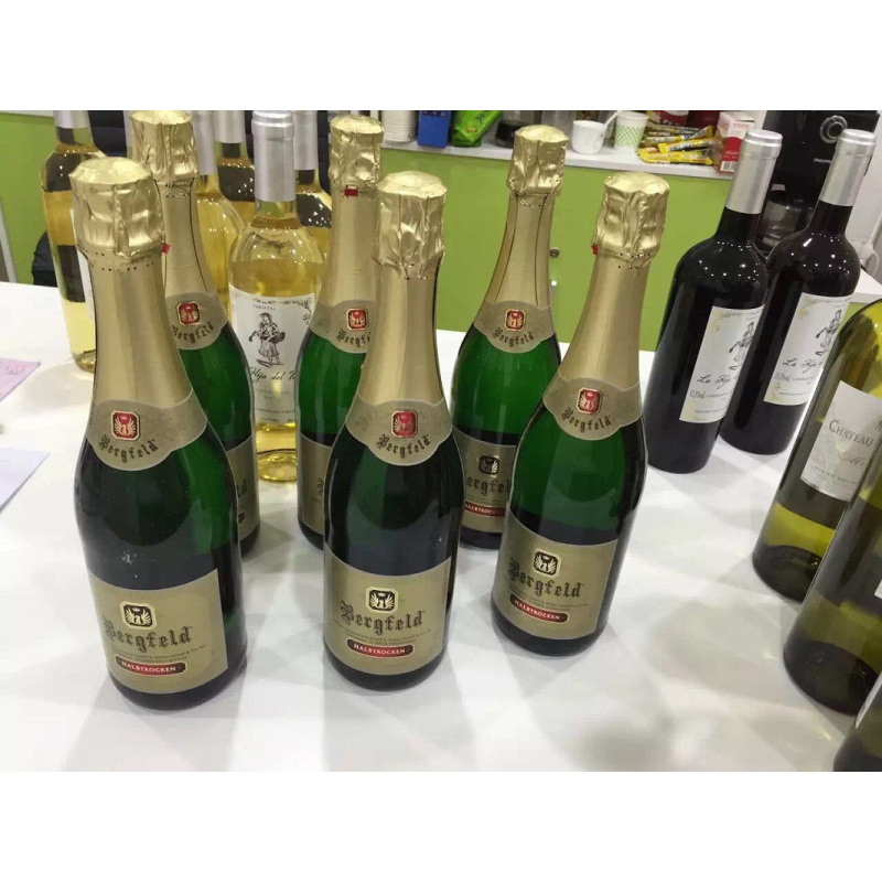 bergfeld巴斐德国甜白起泡酒艾伦95vol750ml