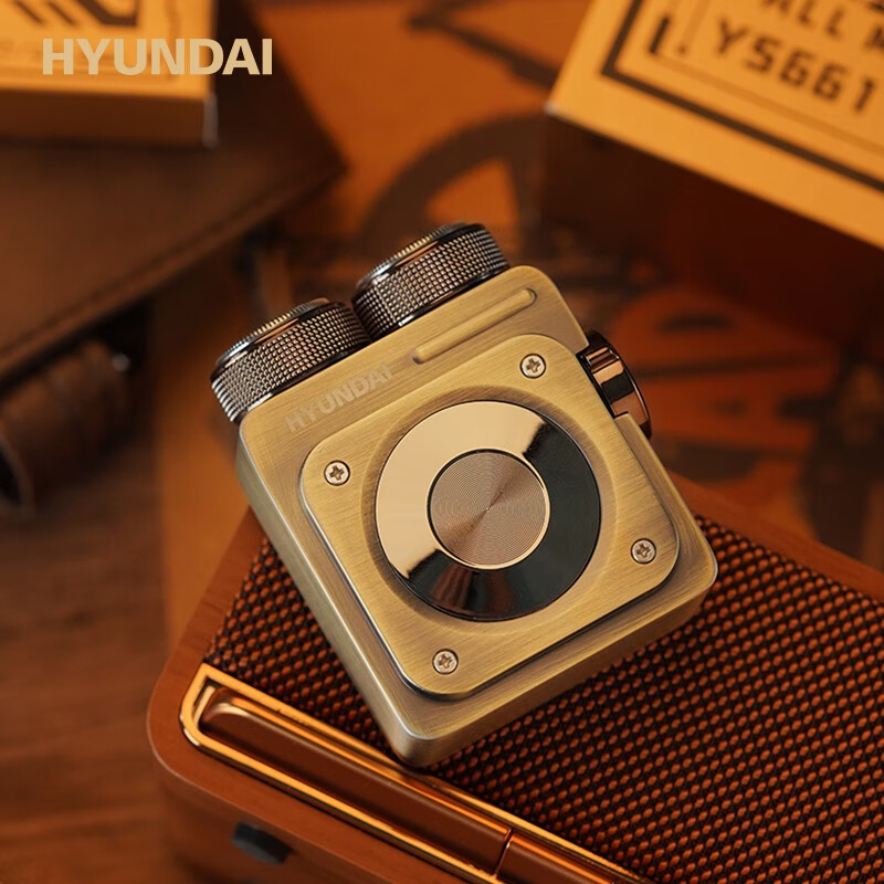 HYUNDAI韩国现代-全金属剃须刀 机甲系列全金属剃须刀全身水洗剃须刀YS661!高清大图