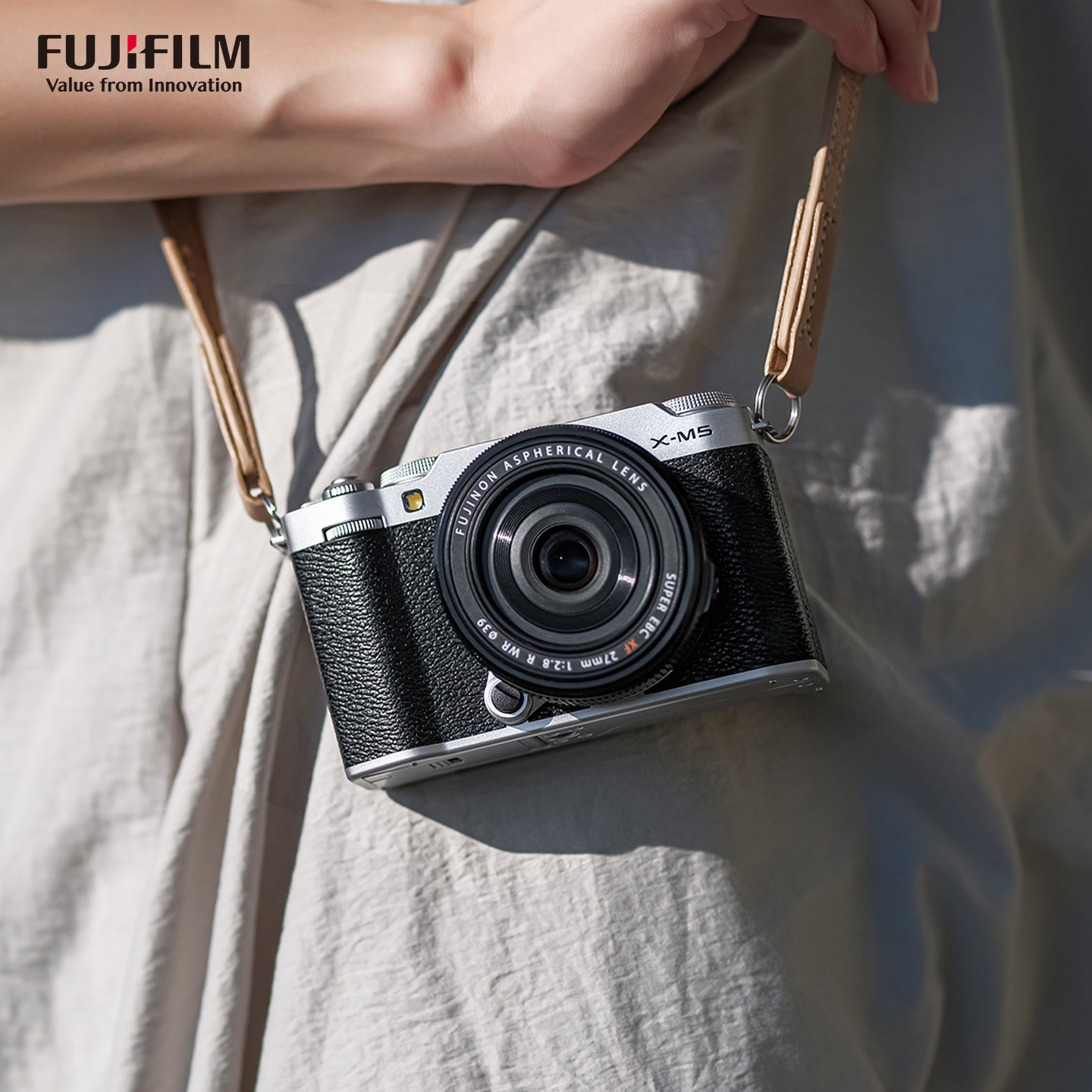 FUJIFILM/富士X-M5黑色单机身 胶片时尚无反数码相机微单相机 20款胶片模拟 2610万像素 vlog视频高清大图