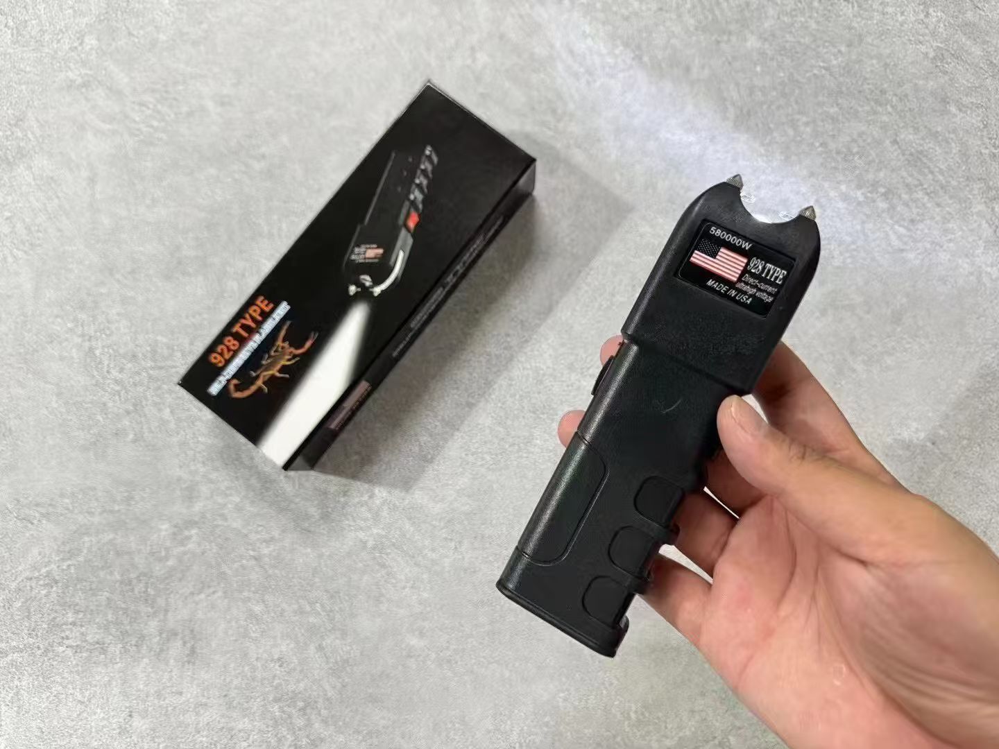 少羽同款928美国手电强光手电安防电棒驱狗赶猪防卫用品电击棒高清大图