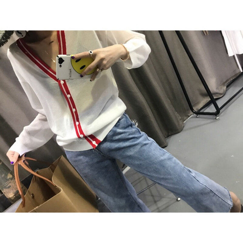 2018夏季新款韩版防晒衫百搭长袖V领纽扣冰丝麻针织开衫短外套女