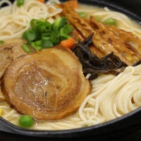 俏侬豚骨拉面(日式叉烧)242g/盒 微波炉加热即食方便速冻面条