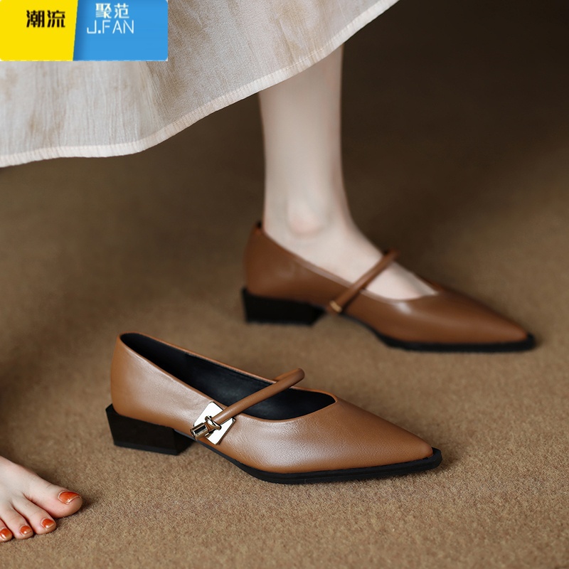 聚范玛丽珍低跟鞋子女2024新款配裙子棕色尖头法式温柔女鞋单鞋高清大图