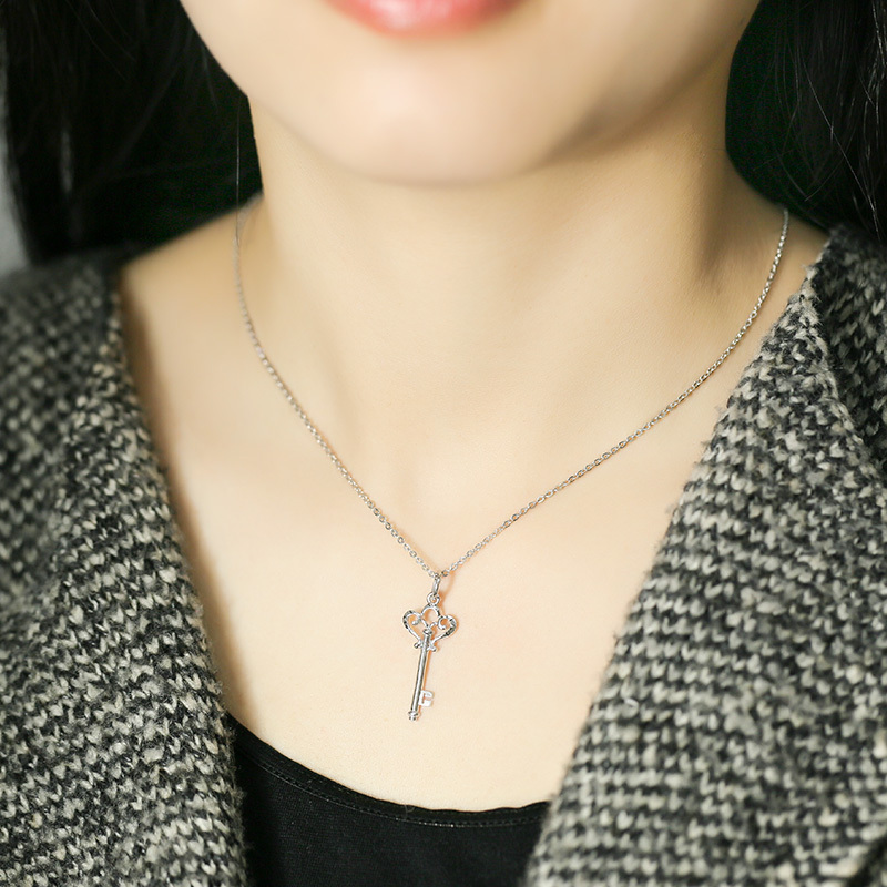 金地珠宝足铂时尚镂空钥匙铂金吊坠铂金吊坠女款足铂钥匙吊坠金钥匙