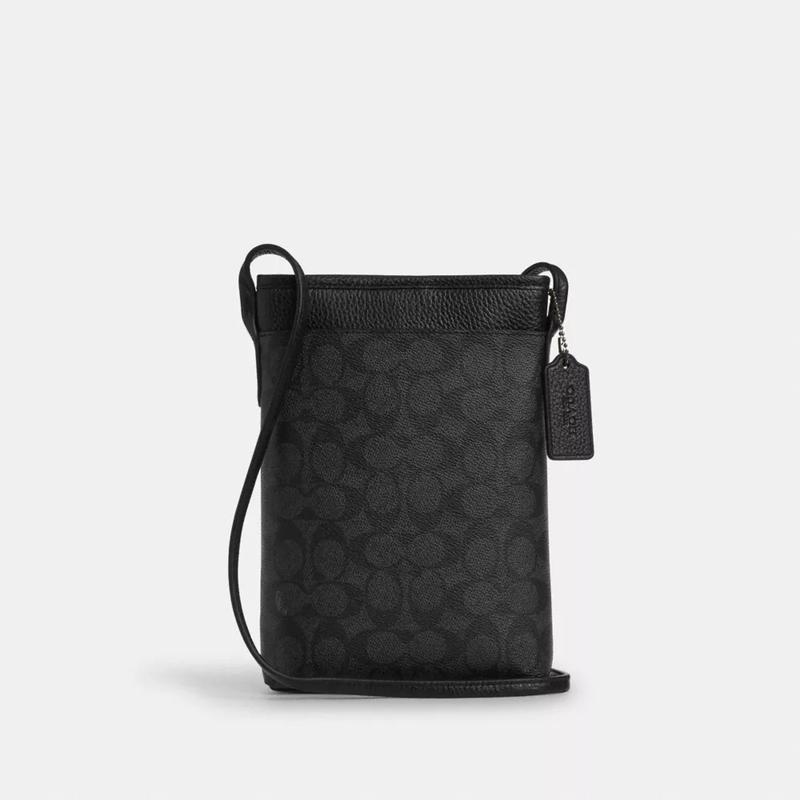 COACH/蔻驰男士百搭斜挎包帆布签名款调节肩带多功能休闲潮包高清大图