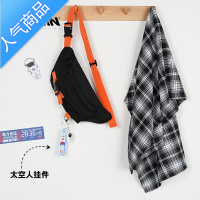 封后斜挎包男ins潮小包日系夏季小挎包单肩包斜跨背包男士胸包女腰包 黑色+太空人挂件