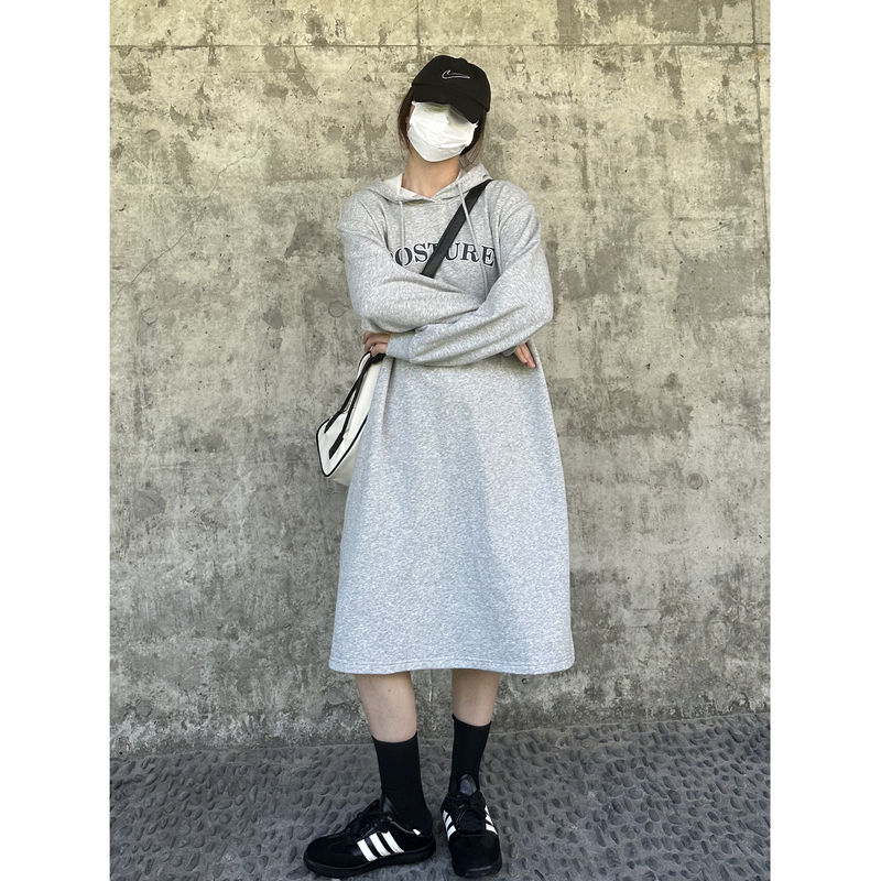 [2.5折价144元]唐狮连帽加绒卫衣裙女长款连衣裙秋冬款宽松长袖针织裙休闲裙子y