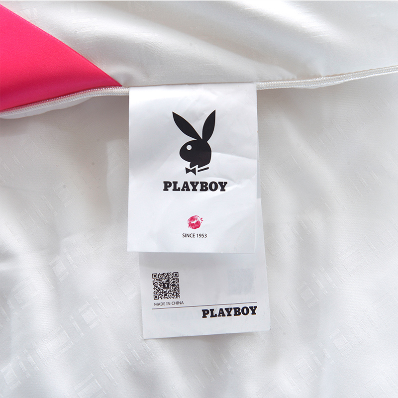 花花公子(PLAYBOY)蚕丝被-柏妮丝