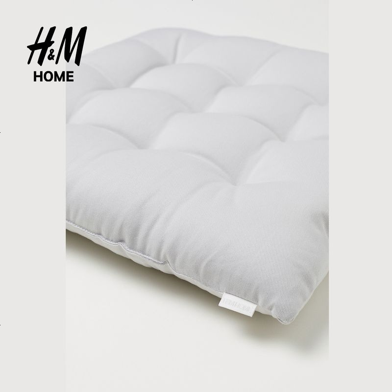 H&M家居用品布艺2018年新款斜纹棉布坐垫HM0629223