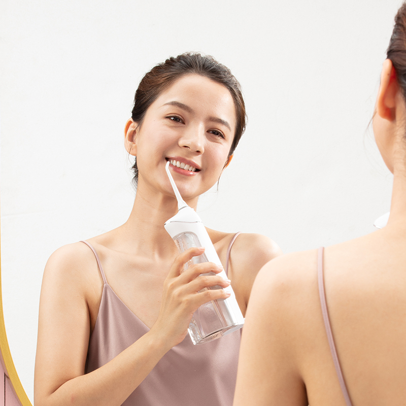 博皓(prooral)冲牙器水牙线小魔瓶家用便携式洗牙器 200ML水箱/信仰白