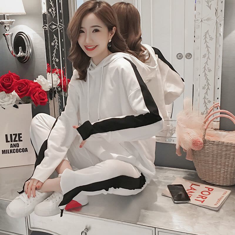 迪鲁奥(DILUAO)孕妇套装秋季宽松连帽套头卫衣春秋季两件套微喇叭裤孕妇休闲套装图片