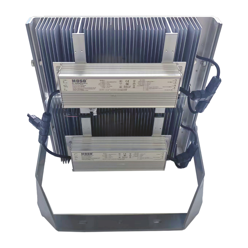 立华王LH6450-D 800W IP66 AC220V 5700K 固定式LED工作灯高清大图