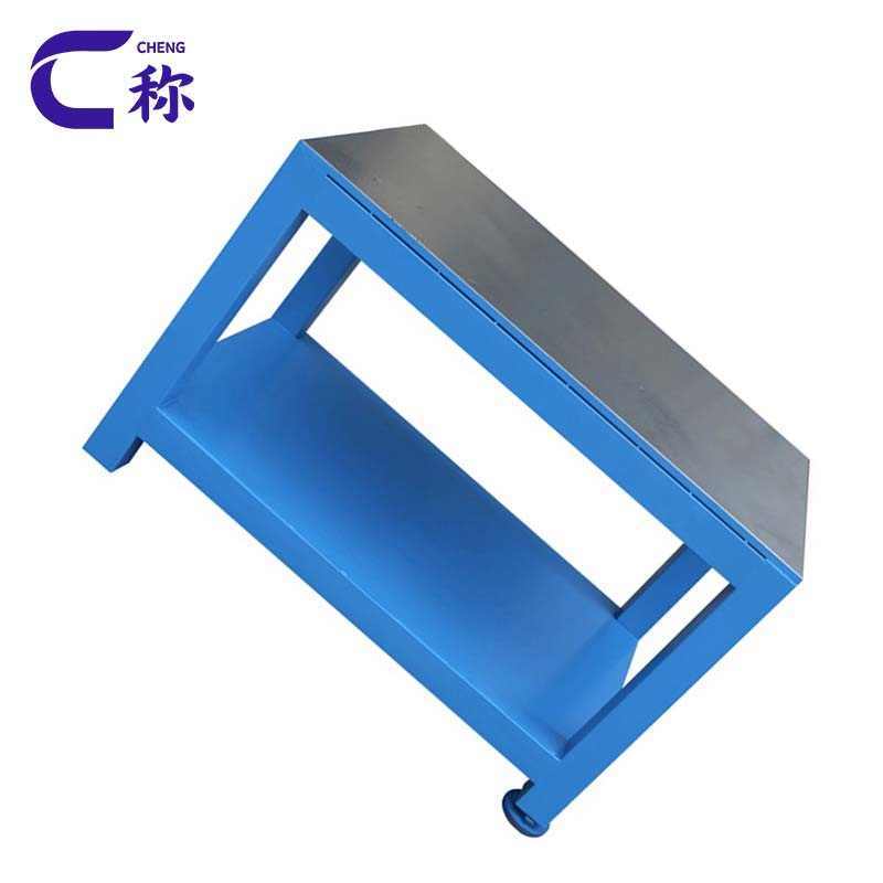 称钳工台80cm张