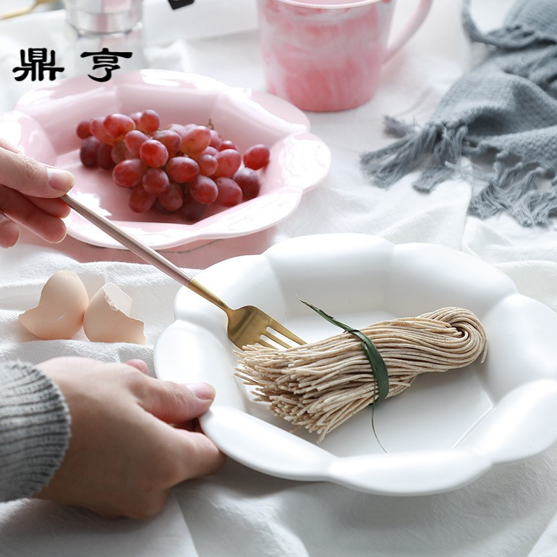 鼎亨日本同款zakka盘子 亚光磨砂花型盘摆拍道具餐盘家用盘点心蛋