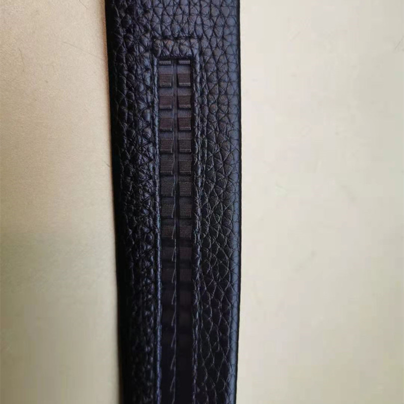 希努尔(SiNOER) 皮荔枝纹镜面扣头皮带 简约商务腰带(条)