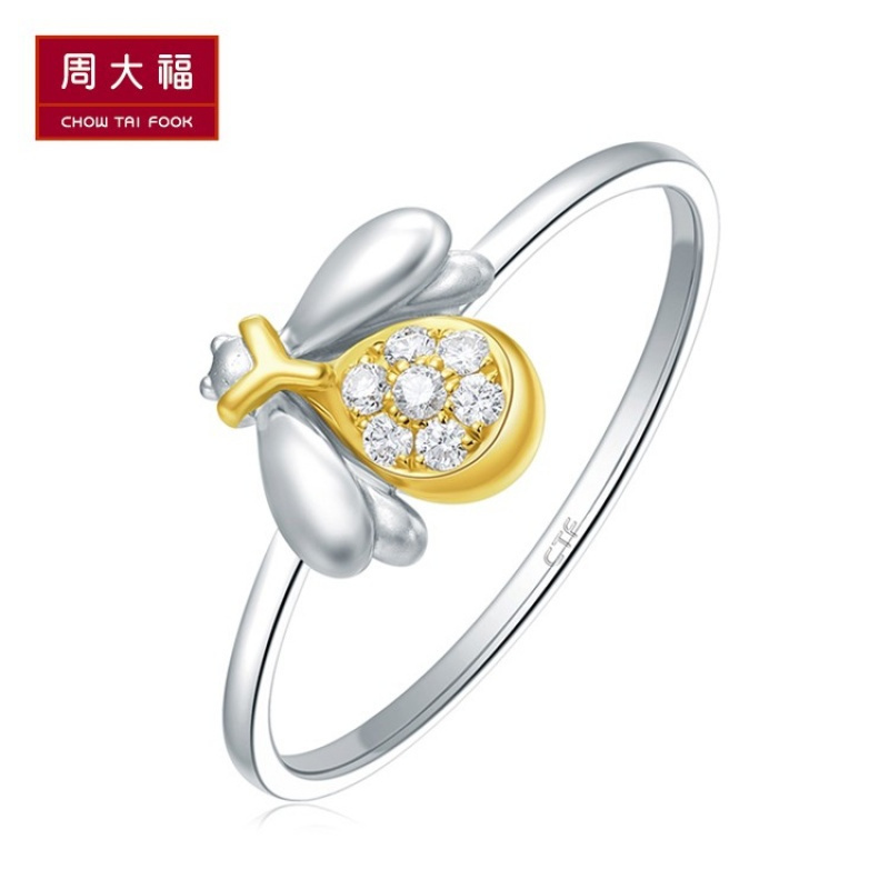 周大福萤火虫18K金钻石戒指 钻戒U168886