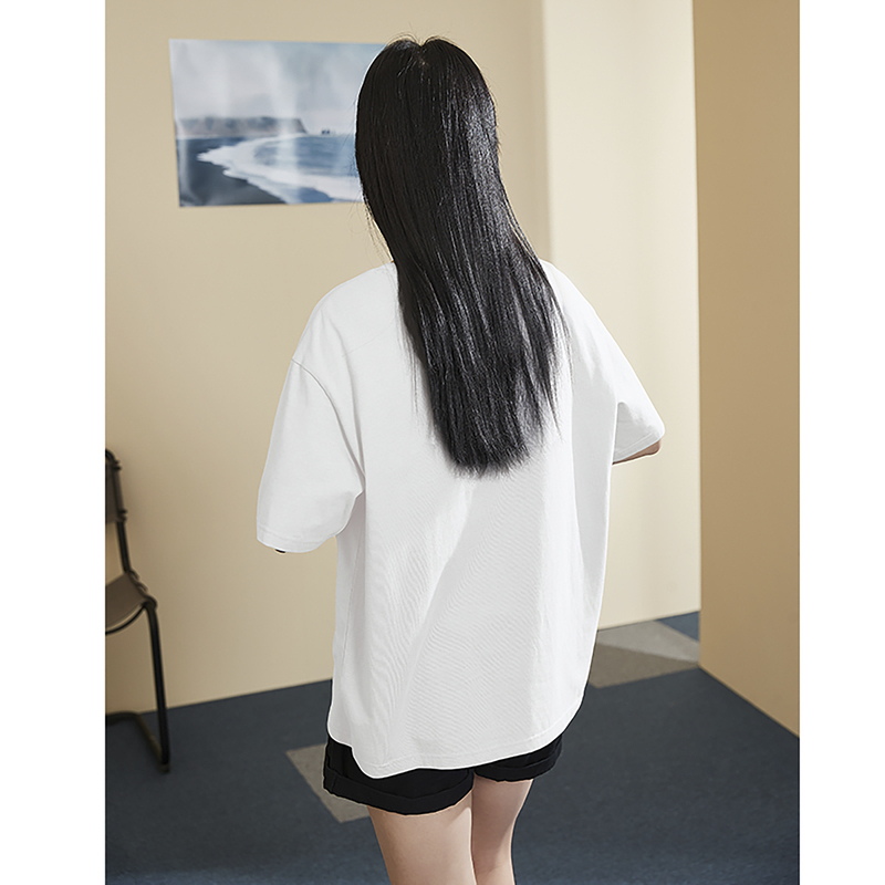 唐狮夏季新款女短袖T恤内搭设计感小众黑色别致小上衣in早春
