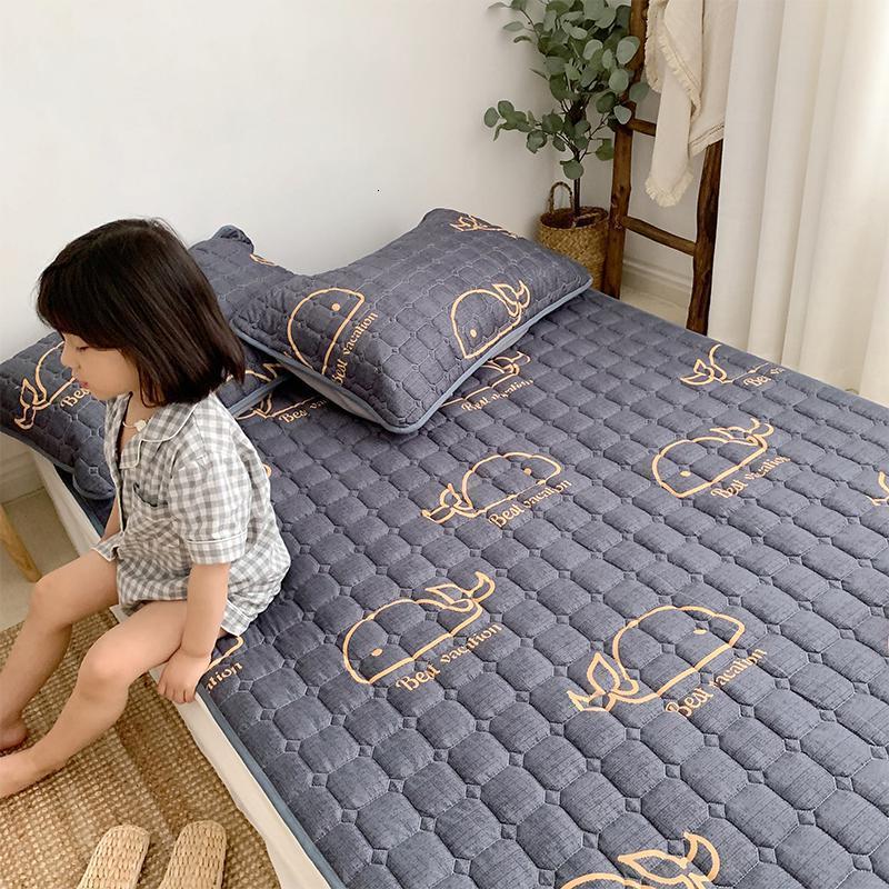 美帮汇儿童榻榻米床垫0.9m单人学生宿舍软垫床褥家用保护垫薄款垫被褥子 鲸鱼（不含枕套） 150×190cm